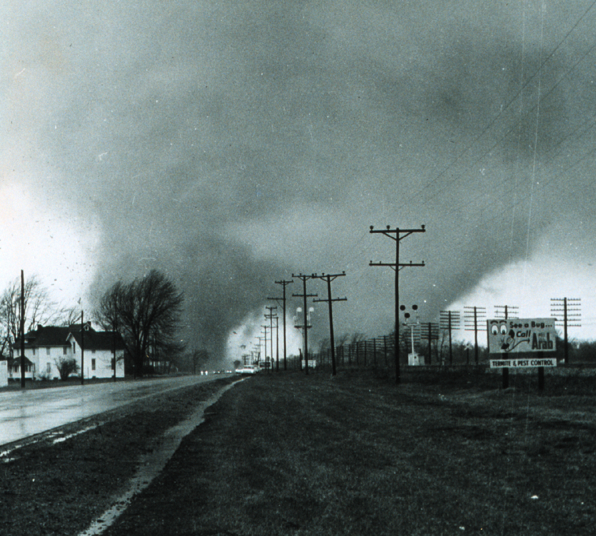 Dunlap, Indiana Twin Tornadoes - Paul Huffman (Elkhart Truth)