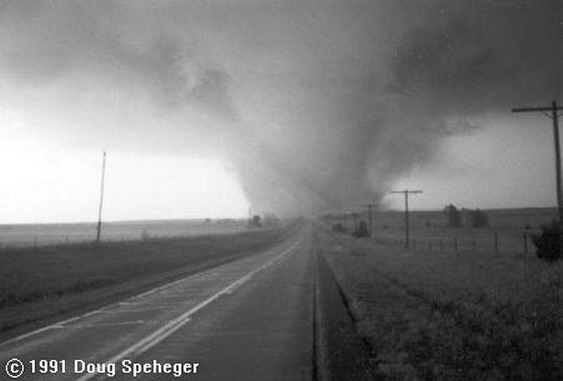 The April 26, 1991 Red Rock Tornado - Photo courtesy of Doug Speheger