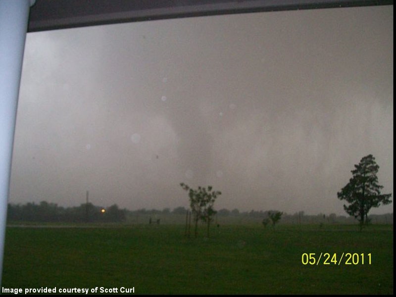 Photo of Tornado C2 (Newcastle Tornado) provided courtesy of Scott Curl.
