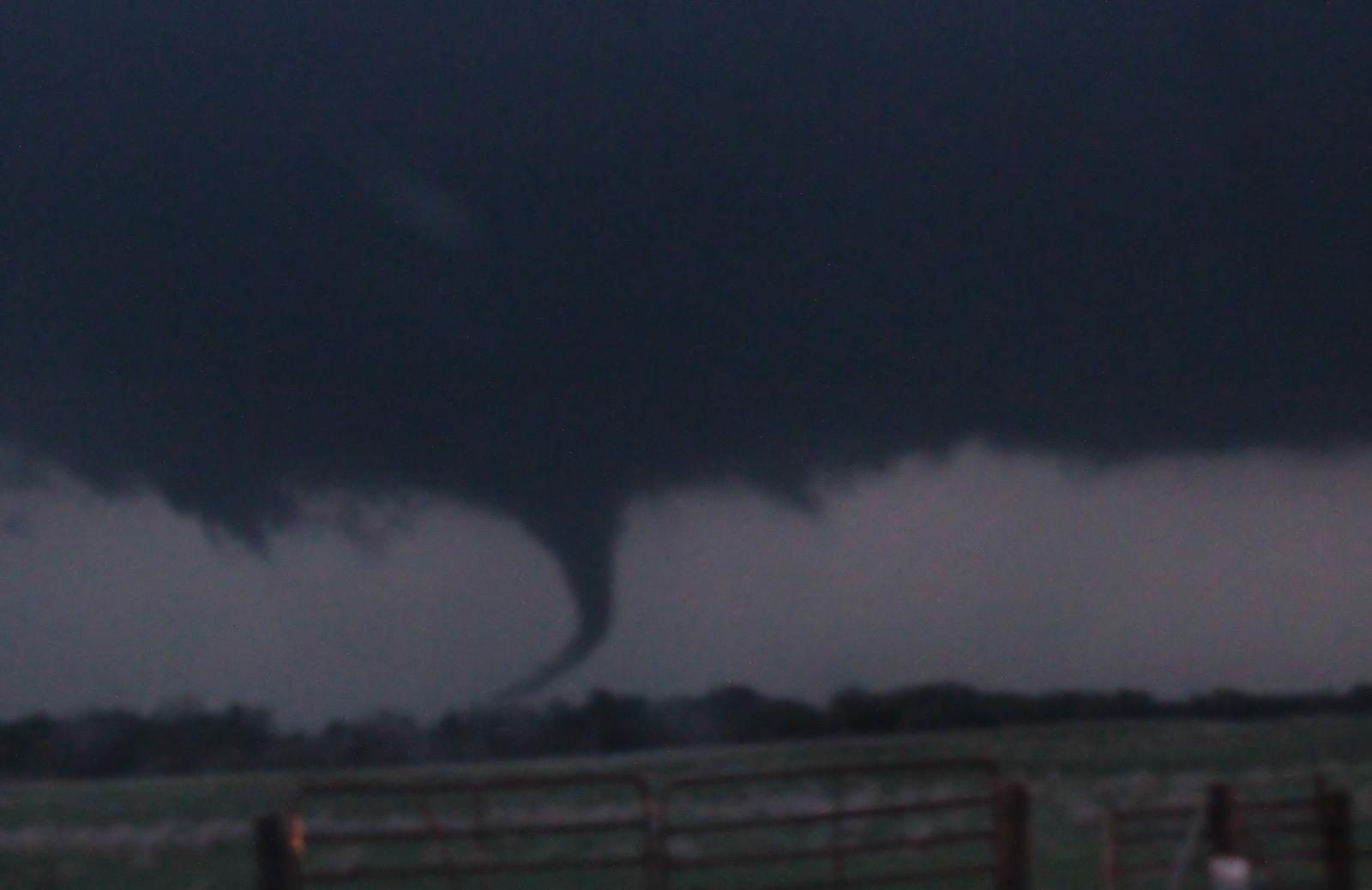 Tornado east of Byron, OK on April 14, 2012
